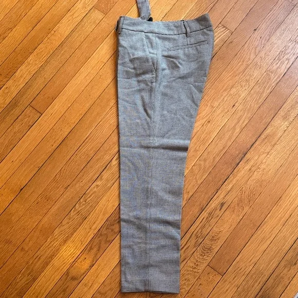 GUCCI Women’s Wool Blend Suit — Size 42